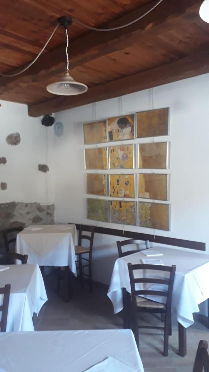 Taverna Del Dolmen Millesimo Exterior photo